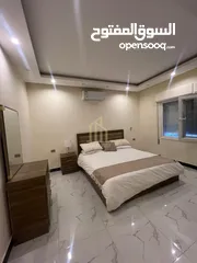  10 شقة مميزة للبيع طابق شبه أرضي 180م داخلي/ 130م خارجي في أجمل مناطق عبدون / ref 9356
