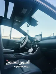  10 TOYOTA RAV4 2022