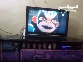  4 شاشه شارب 32 بوصه بحاله ممتازه وعلى الفحص