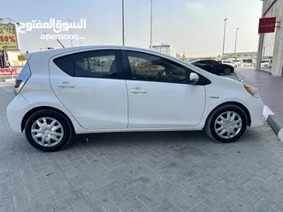  13 Toyota Prius c 2013 hybrid