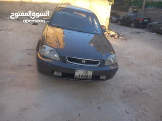  1 هوندا سيفيك اوتوماتيك للبيع كاش او اقساط بسعر مناسب