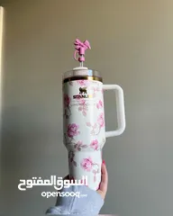  4 Stanely cup  كوب ستانلي الترند المورد بشكل جديد  سعتها 1200 مل  مختمة كامل مع كرتونتها وشهادتها