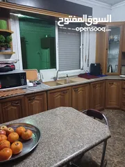  2 شقة أرضية في ضاحية الرشيد بالقرب من الخدمات