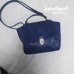  4 شنط بحالة الجديد،استعمال خفيف ..