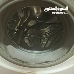  8 غساله كاندي 7 كيلو بحاجه الى صيانه بييل لون ابيض شغاله 100 بالميه يا ريت تقراء الإعلان قبل ما تتصل