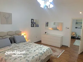  19 فيلا مفروشة للإيجار 1400م2 ( Property 38610 )-175034702