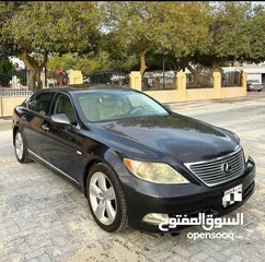  3 لكزس Ls460 بني ماشي 246الف موتر صبغ وكاله والموتر 2700 وقابل