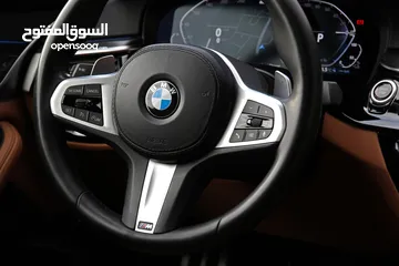  3 الفئة الخامسة BMW 530e  plug in hybrid M Performance Power