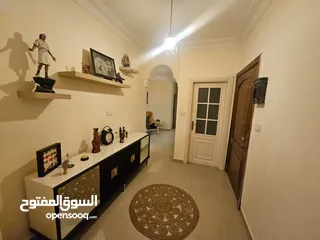  6 شقة بالجندويل 111 متر مربع 2 نوم ضيوف مع سفرة صالة مع مطبخ  2 حمام برنده