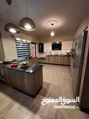  6 شقة أرضية مميزة واسعة بالجبيهة -قرب الجامعة الاردنية و ساحة خاصة بسعر 92,000 قابل للتفاوض
