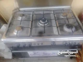  8 غاز وفرن مستعمل بسعر. مغري بحاله جيده النوع national green
