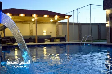  1 فيلا مع شاليه على طريق المطار القسطل