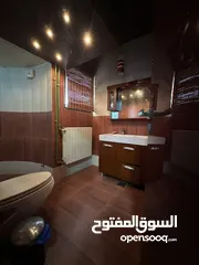  11 طابق كامل في ذوق مصبح