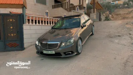  2 Mercedes benz E212 2010AMG