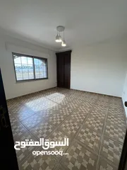  22 فيلا غير مفروشه للايجار السنوي