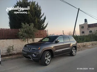  8 جراند شيروكي 2013