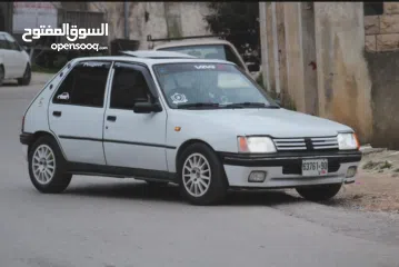  1 بيجو 205 موديل 1999  للبيع
