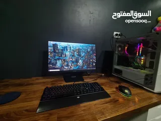  1 شاشة asus بحالة ممتازة