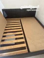  2 تخت 2 متر * 180 سم  ممتاز