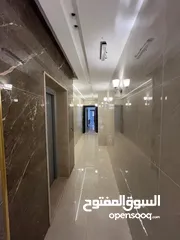  2 ثالث مع روف في ضاحية الياسمين منطة مخدومة و حيوية بتشطيب فخم