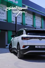  7 VOLKSWAGEN ID.4 CROZZ PRO  2022
