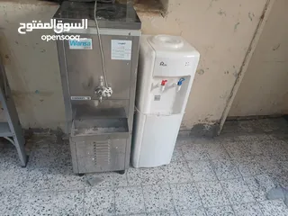  1 للبيع 2  براد  بحاله  ممتازه