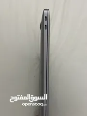  14 للبيع ماك بوك Air M 1 Chip / 256 GB