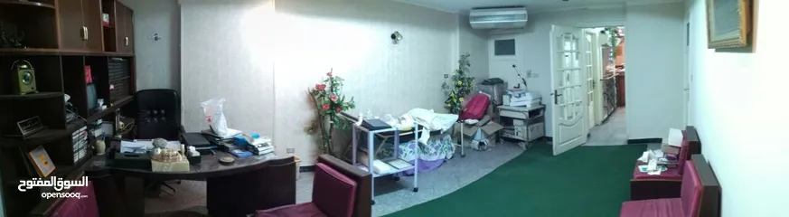  3 مقر اداري مساحة 300م كان يعمل عيادة امراض نساء وولادة مكيف