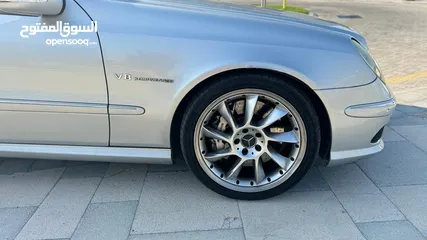  5 Mercedes E55 AMG