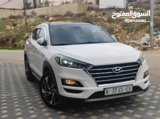  22 هونداي توسان فل الفل اضافات دهان شركة وعداد أصلي 70000كم فقططط رخصة وتأمين شامل للبيع بسعر مغري