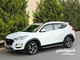  18 توسان ديزل ترخيص 19 مع فتحة دهان شركة عداد 75000