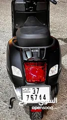  8 Vespa gets sport 300