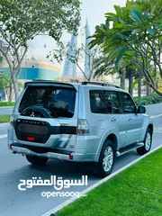  16 Mitsubishi Pajero GLS 4WD Year-2016.Single owner used. ZERO ACCIDENT.4 Wheel drive model 7 Seater