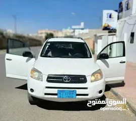  4 تويوتا راف فور