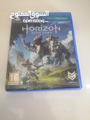  1 سي دي Horizon Zero Dawn مستعمل 1 شهر سبب البيع تم التختيم اللعبة شغالة ولا خدش