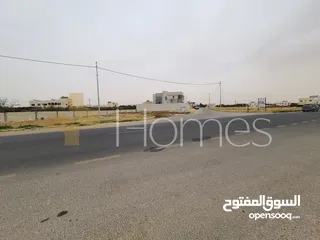  3 ارض للبيع باطلالة عالية بطريق المطار، بمساحة الارض 5,400م
