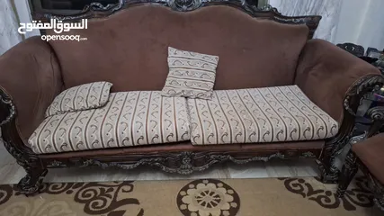  1 كنب مستعمل للبيع تفصيل خشب حلبي