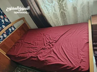  4 تخت. للبيع