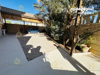  1 شقة طابقية - 4نوم 2ماستر - 400م - ارضية - حديقة - ترسات - موقع هادئ ومميز