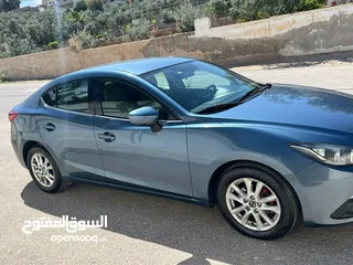  4 MAZDA 3 2016