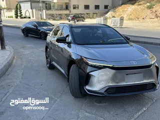  8 تويوتا bz4 2023 للبيع