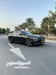  3 مرسيدس C300 موديل 2022 (رمادي غامق)