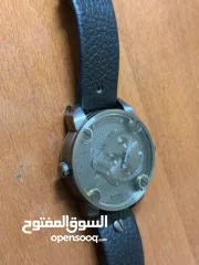  2 ساعة ديزل شريتها من امريكا 1300 دولار بس صار معي ظرف بدي ابيعها 800