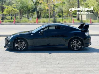  4 ToYoTa GT86 2013 Model/Automatic gear/For sale