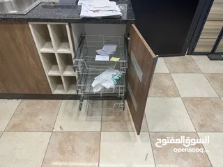  9 مطبخ جديد غير مستخدم  مقاس 3 * 3 من دون الرخامات