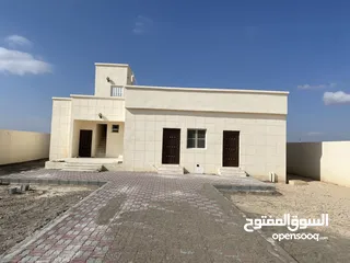  1 منزل للبيع في البريمي ( العقدة الجنوبيه )