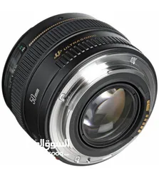  3 عدسة كانون 50mm 1.4 استخدام خفيف بحالة الوكالة اذا حابب تنقل تصويرك لعالم تاني مالك الا هالعدسة