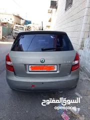  1 سكودا فابيا 2012