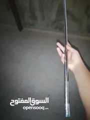  3 عصا سحرية ستانلس ستيل للحركات فقط بتنشد وبتترخا طولها وهي مسكره 5سنتي وهي فاتحه متر و20