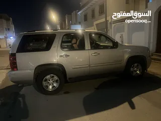  8 Chevrolet Tahoe 2007